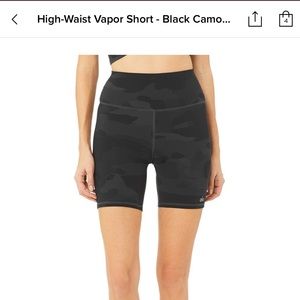 NWT! ALO high waist vapor short in black camo